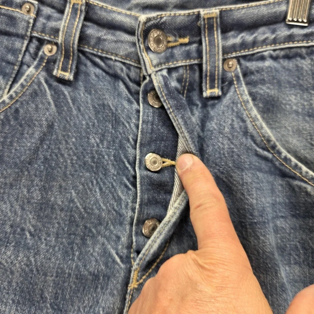 Vintage Levis Engineered Jeans Mens 30x32 Blue Twisted Button Fly Medium Wash